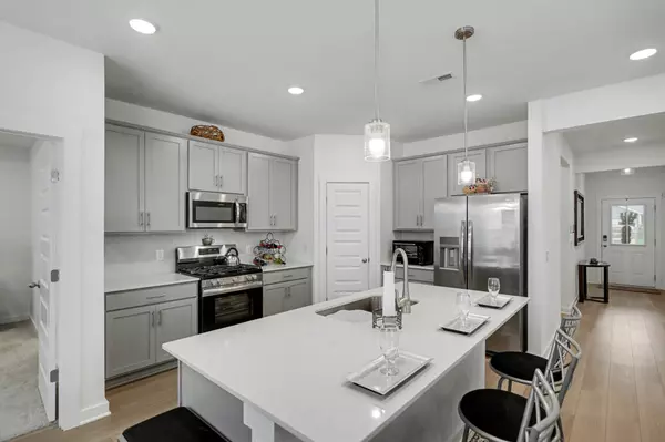 White House, TN 37188,5193 Cothron Dr