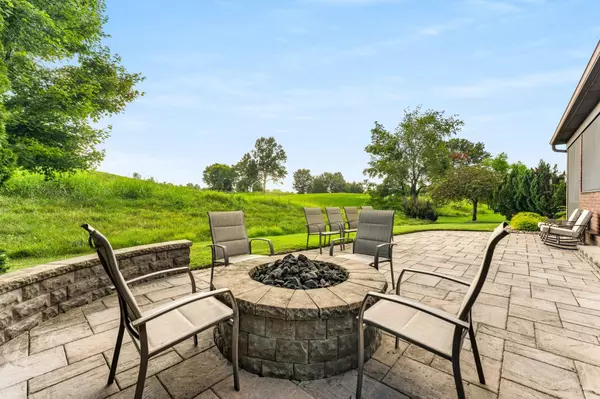 1492 Boardwalk Pl #E, Gallatin, TN 37066