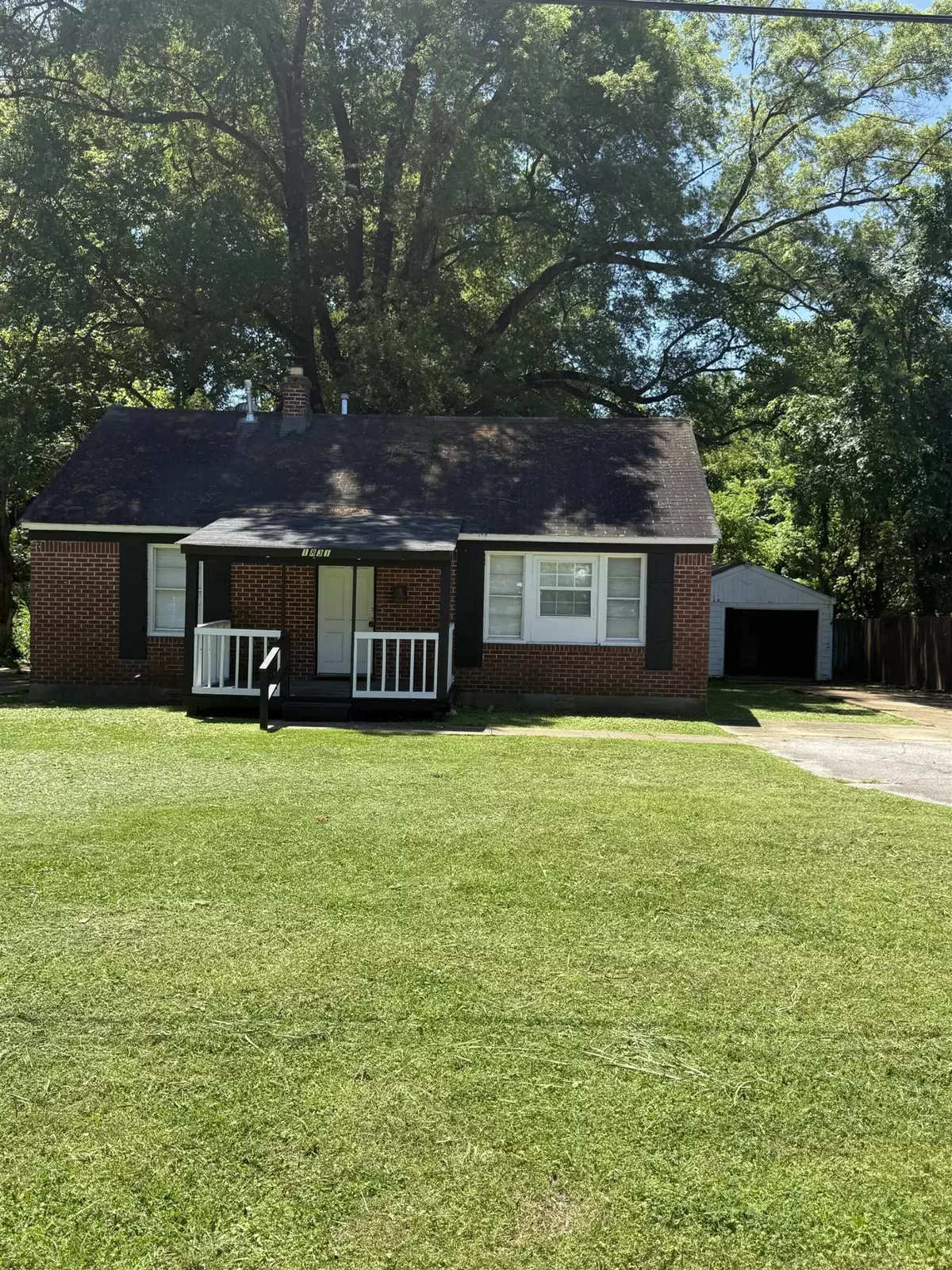 Memphis, TN 38127,1831 DUPONT AVE