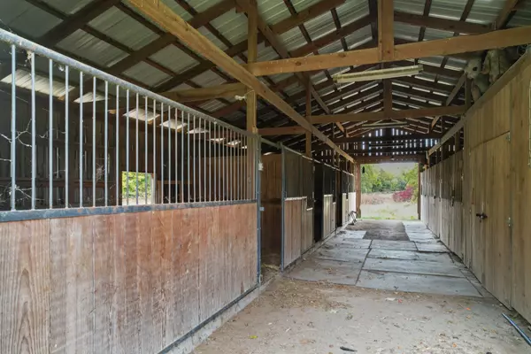 Woodbury, TN 37190,320 Conley Rd