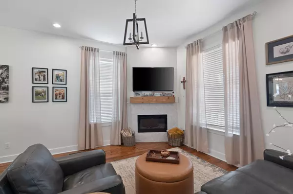 Chattanooga, TN 37404,2003 E 12th St Street