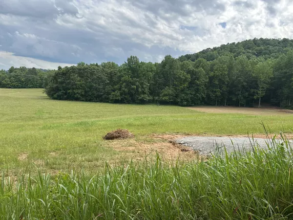 Sparta, TN 38583,305 H&H Road