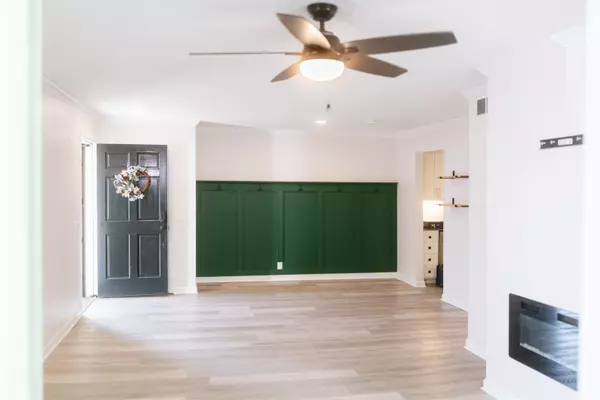 Franklin, TN 37064,601 Boyd Mill Ave #G2