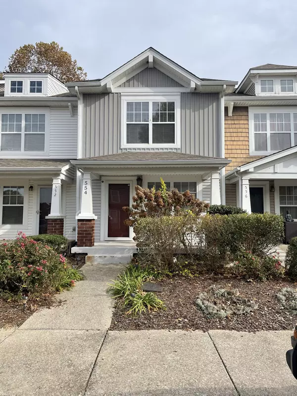 554 Flintlock Ct, Nashville, TN 37217