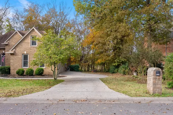 Murfreesboro, TN 37129,3215 Park Hill Rd