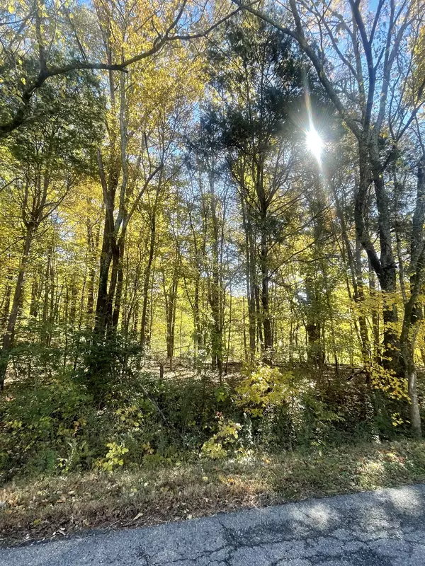 Lawrenceburg, TN 38464,0 Hayes Rd #S