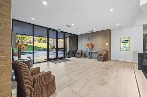 Nashville, TN 37205,3901 West End Ave #303