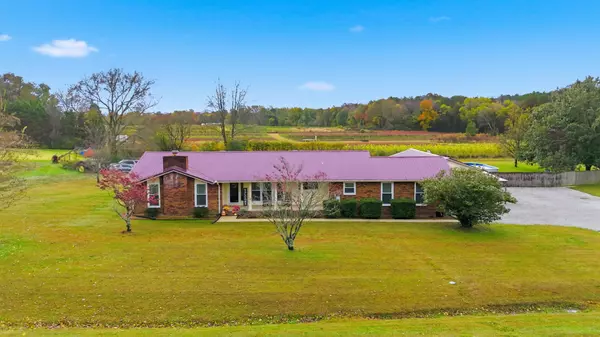 1471 Pleasant Ridge Rd, Huntland, TN 37345
