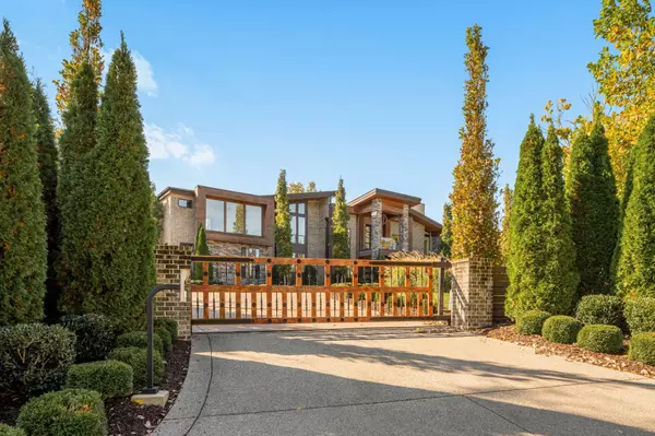 Nashville, TN 37220,869 Battery Ln