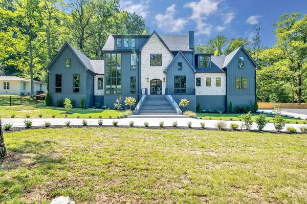 Nashville, TN 37205,6529 Rolling Fork Dr