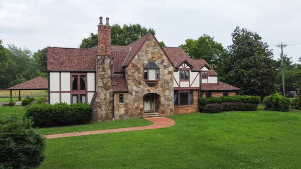 Mcminnville, TN 37110,202 Oak Hill Dr