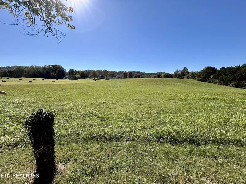 7123 Harrell Rd, Knoxville, TN 37931