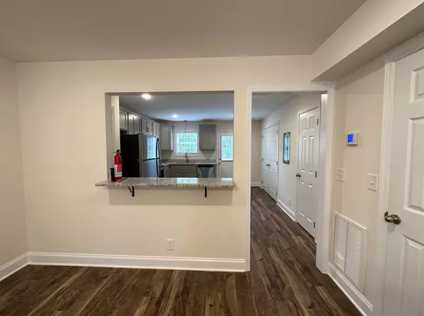 Clarksville, TN 37040,126 S 7th St #A