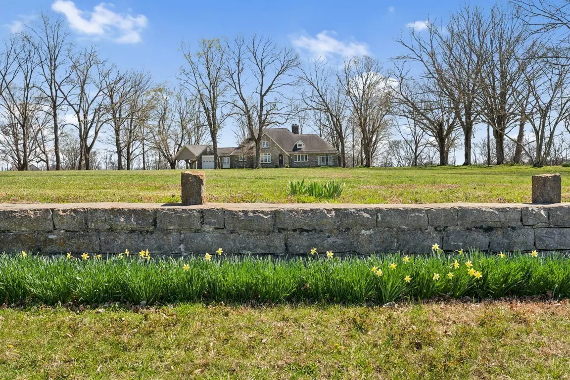 Gallatin, TN 37066,2030 31E Hwy