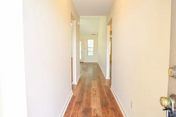 Hopkinsville, KY 42240,745 Sivley Rd