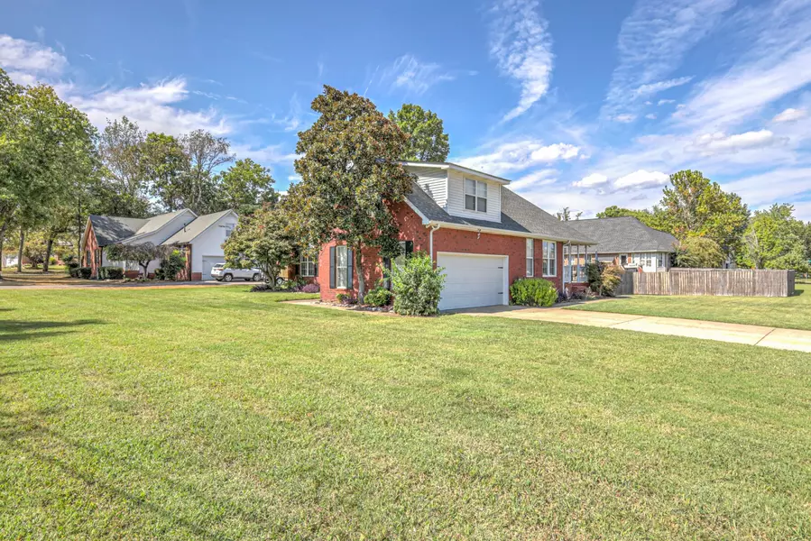 319 Trenton Ct, Murfreesboro, TN 37130