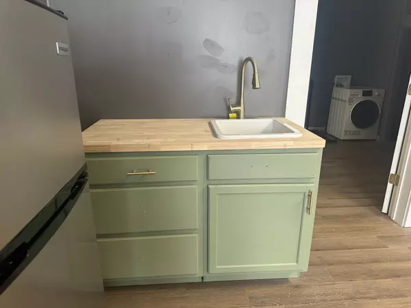 Lawrenceburg, TN 38464,272 N Military Ave