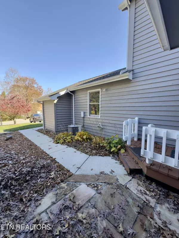 Crossville, TN 38555,484 River Bend Drive #C-5