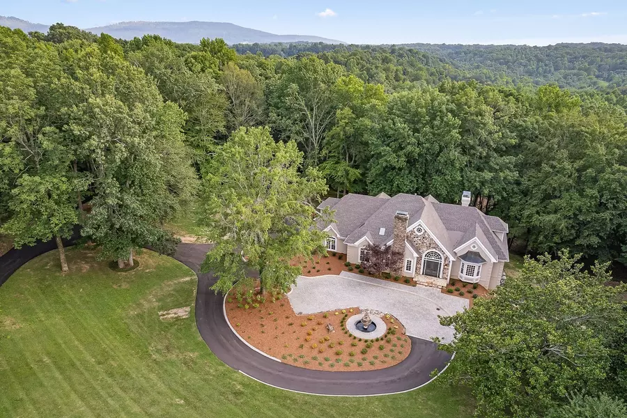 250 W Laurel Ave, Mcminnville, TN 37110