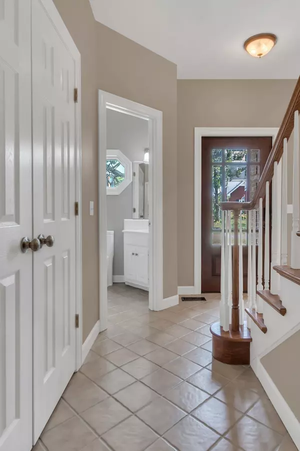 Murfreesboro, TN 37127,207 Black Hawk Way