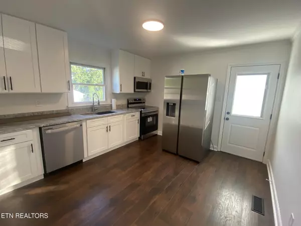 Knoxville, TN 37917,222 Cedar Ave