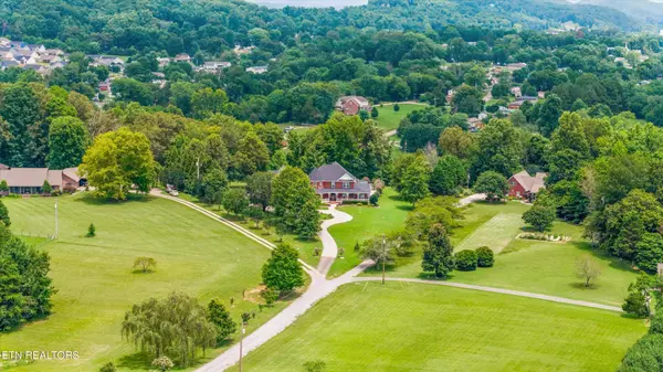 Clinton, TN 37716,132 David Rd