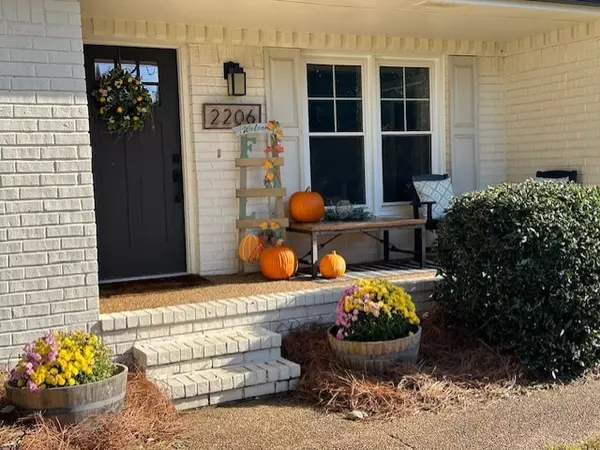 Franklin, TN 37064,2206 Oakleaf Ct