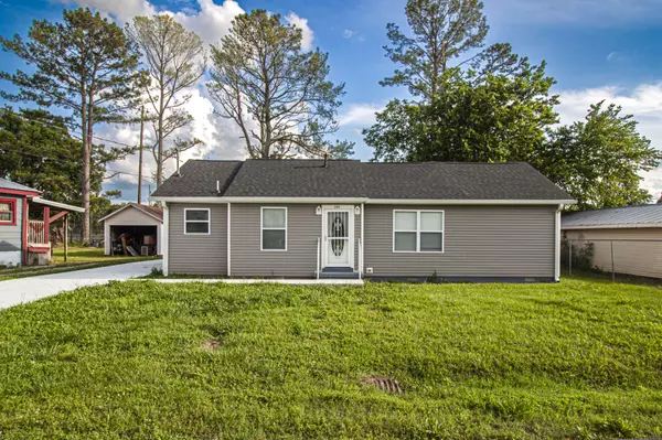 121 Popular St #N, Cowan, TN 37318