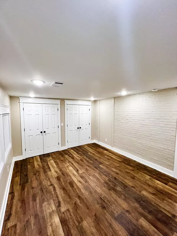 Murfreesboro, TN 37130,107 1st Ave #B