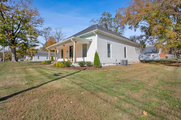 Columbia, TN 38401,301 2nd Ave