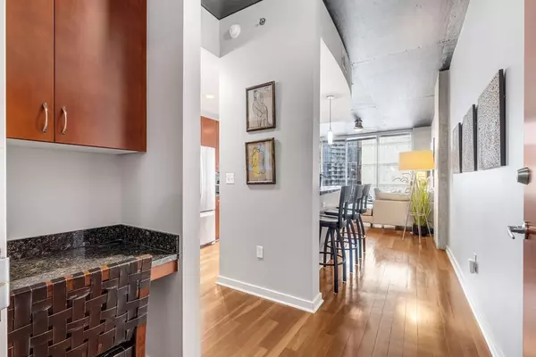 Nashville, TN 37201,301 Demonbreun St #1713