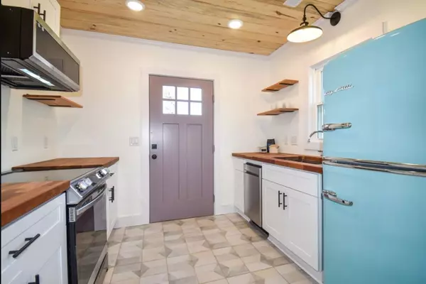 Columbia, TN 38401,408 Green Acres Dr