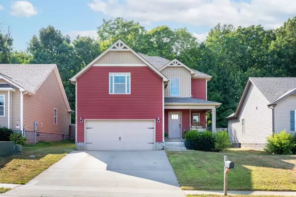 1389 Abby Lou Dr, Clarksville, TN 37040