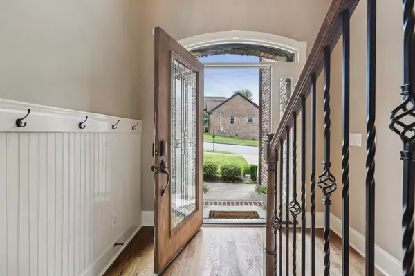 Hermitage, TN 37076,300 Dutchfalls Cv