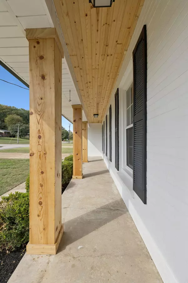 Mount Pleasant, TN 38474,604 Pleasantwood Dr