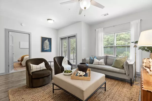 Chattanooga, TN 37402,782 Riverfront Parkway #209