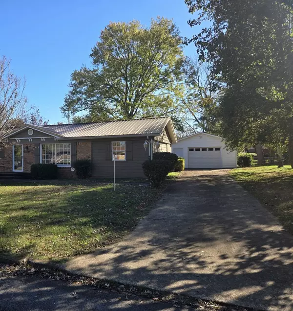 Lawrenceburg, TN 38464,413 Kirk St