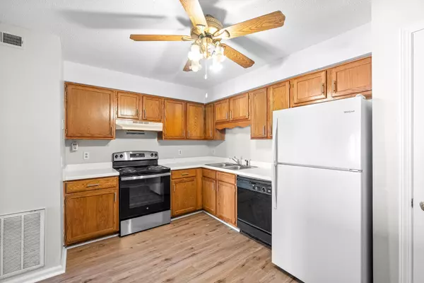 Clarksville, TN 37043,287 Dunbar Cave Road #A