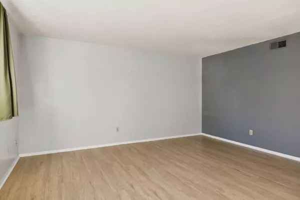 Nashville, TN 37217,947 Coarsey Dr