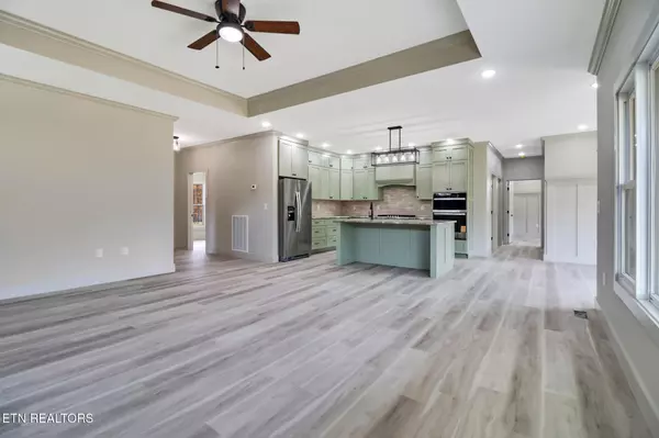 Jamestown, TN 38556,880 Allardt Hwy