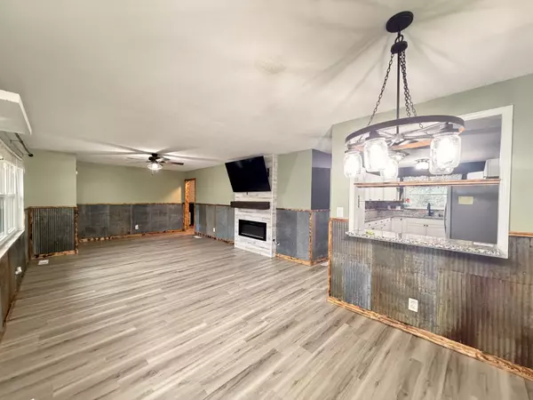 Clinton, TN 37716,412 Woodland Dr