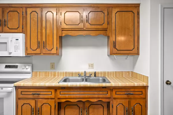 Hopkinsville, KY 42240,102 Laurel Cove Drive #62