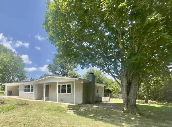 Bolivar, TN 38008,124 SHARON ST