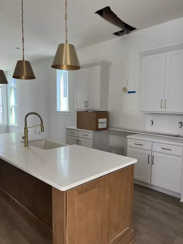 Nashville, TN 37206,110B Myrtle St #B