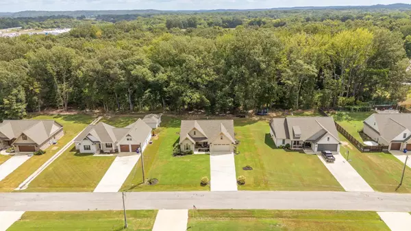 Savannah, TN 38372,110 RB DR