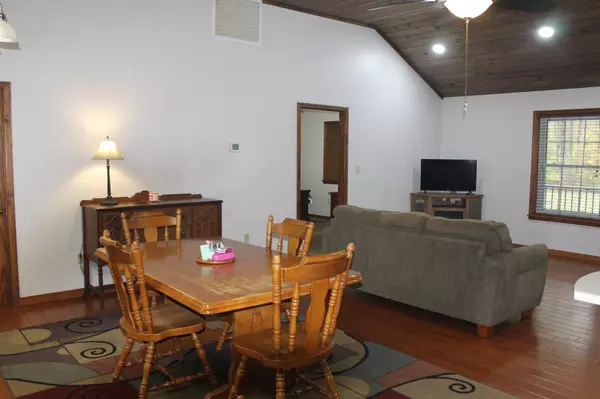 Booneville, MS 38829,296 CR 2180 RD