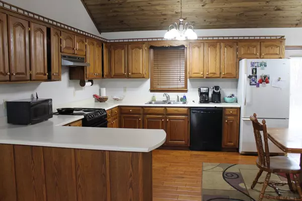 Booneville, MS 38829,296 CR 2180 RD