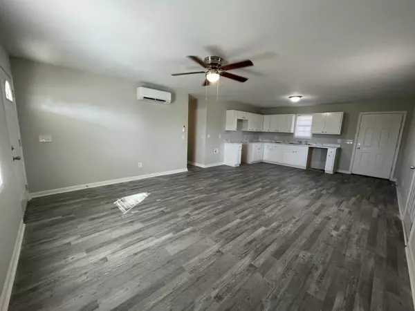 Burnsville, MS 38833,22 WASHINGTON ST