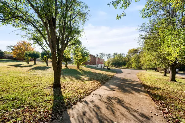 Nashville, TN 37207,4012 Oxbow Dr