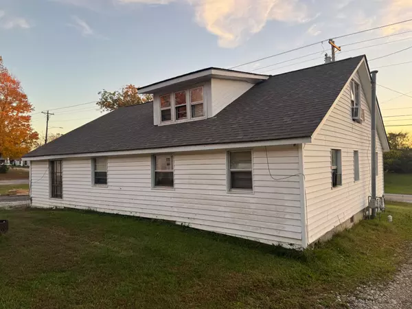 Dickson, TN 37055,122 Pond Rd